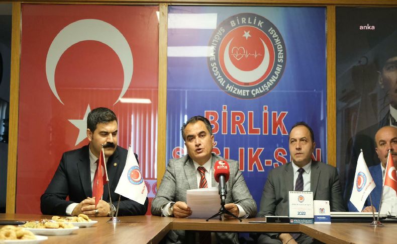 İzmir'de sendikalardan düşük maaş ve enflasyon tepkisi