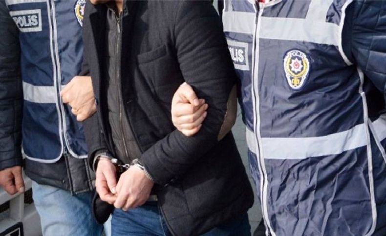 İzmir’de taciz iddiasıyla gözaltına alınan öğretmen tutuklandı