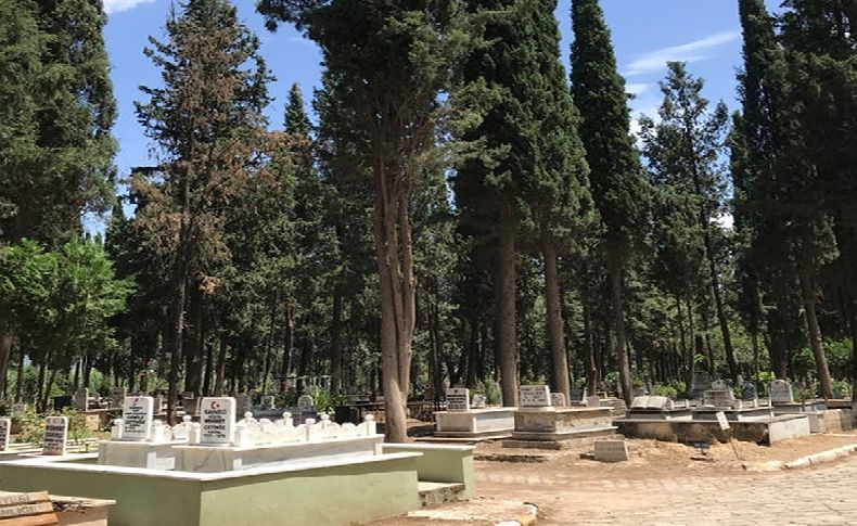 Planlar askıya çıkarıldı: Tarla alanı mezarlık oluyor
