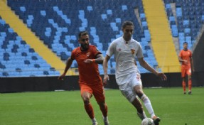 Adanaspor ile Göztepe'nin gol düellosunda kazanan çıkmadı!
