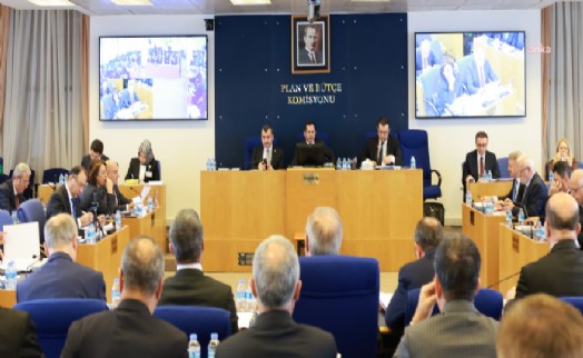 Bakan Nebati'ye 200 milyar lira daha borçlanma yetkisi komisyonda kabul edildi