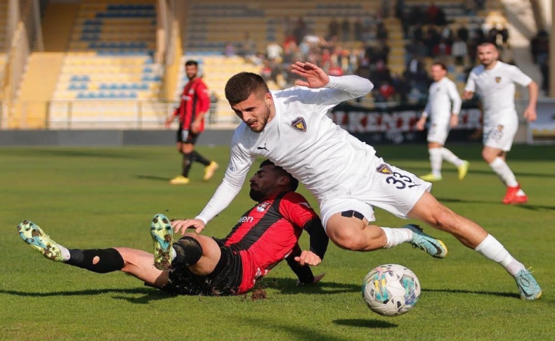 Bucaspor 1928 zirveyi kaybetti!