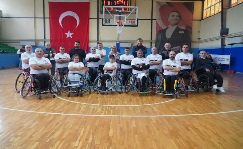 Engel tanımayan sporculardan farkındalık maçı