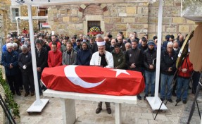 Foça'nın eski başkanlarından Ali İlçan son yolculuğuna uğurlandı
