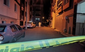 İzmir'de bir kadın cinayeti daha! Hem silahla vurdu hem de bıçakladı