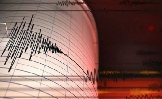 İzmir'de korkutan deprem!