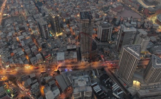 İzmir'deki vinç faciasında 3 gözaltı