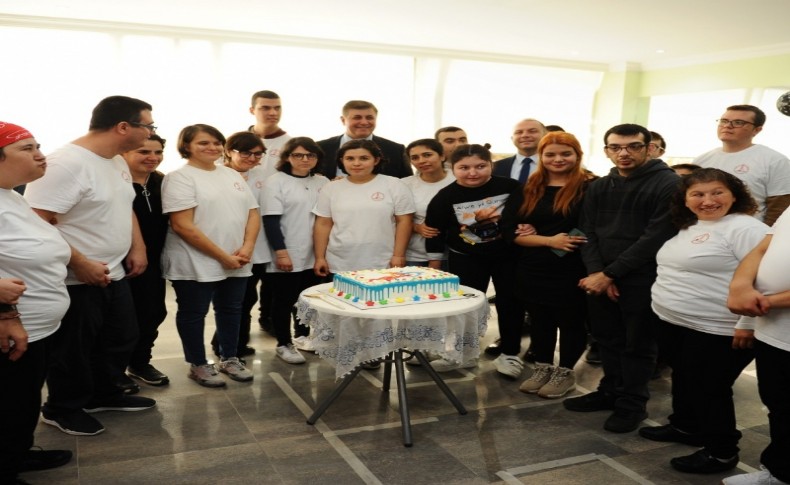 Karşıyaka'da Engelliler Haftası'na özel kutlama