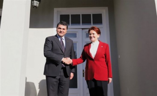 Akşener'den Uysal'a ziyaret