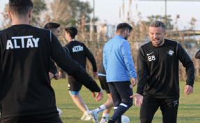 Altay, hazırlık maçında berabere kaldı