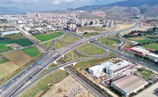 Bakanlık'tan Büyükşehir'e sert yanıt: Görevlerini yapmayıp, algı peşindeler