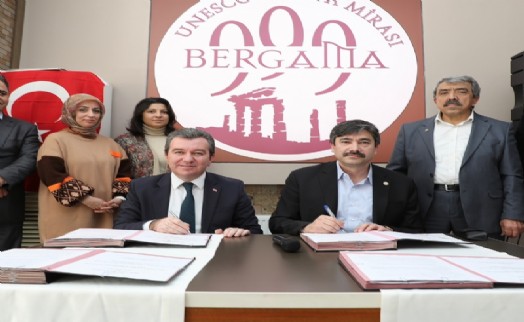 Bergama'da sözleşme sevinci