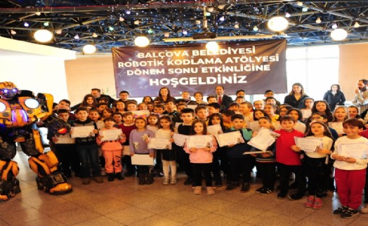 Geleceğin mucitlerine Robot Show