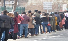 Gençlerde işsizlik kaygısı bitmiyor: Durum içler acısı