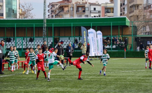 Karşıyaka'da 'Winter Cup' rüzgarı esti