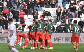 Karşıyaka zirveye bir adım daha yaklaştı!