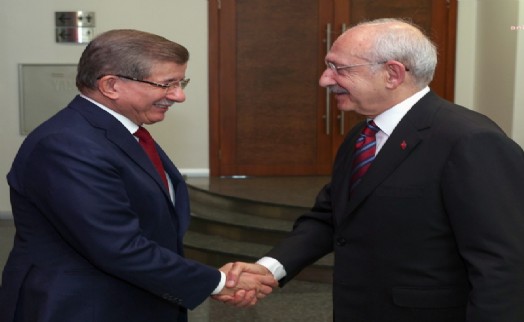 Kılıçdaroğlu, Davutoğlu'nu makamında ağırladı