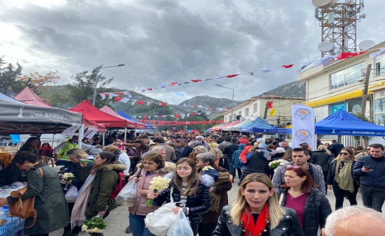 Kokuyu duyan Karaburun’a akın etti