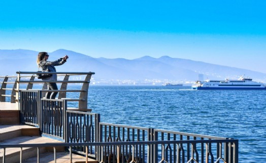 Konak seyir terası tasarımıyla göz kamaştırıyor