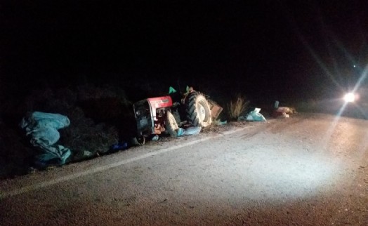 Ödemiş'te traktör devrildi: Bir kişi hayatını kaybetti
