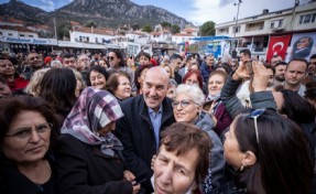 Soyer, 5. Karaburun Nergis Festivali’nde konuştu: Baharın da siyasetin de yalancısına inanmayın