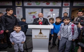 Soyer'den 16. Masal Evi açılışında Asarlık'a İZBAN müjdesi