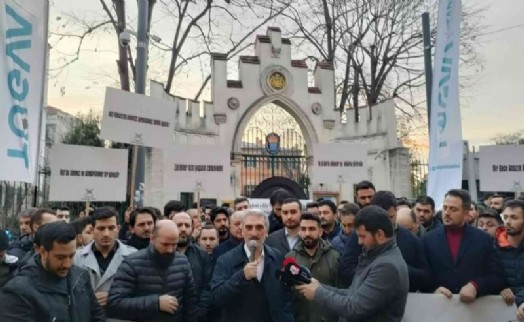 TÜGVA'dan İstiklal Caddesi'nde 'tekbirli' yürüyüş