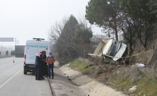 Yardıma gitti, canından oldu! Kazaya müdahale edenlere kamyonet çarptı