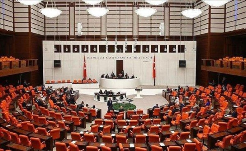 10 ilde 3 ay süreyle OHAL ilan edilmesi TBMM'de kabul edildi