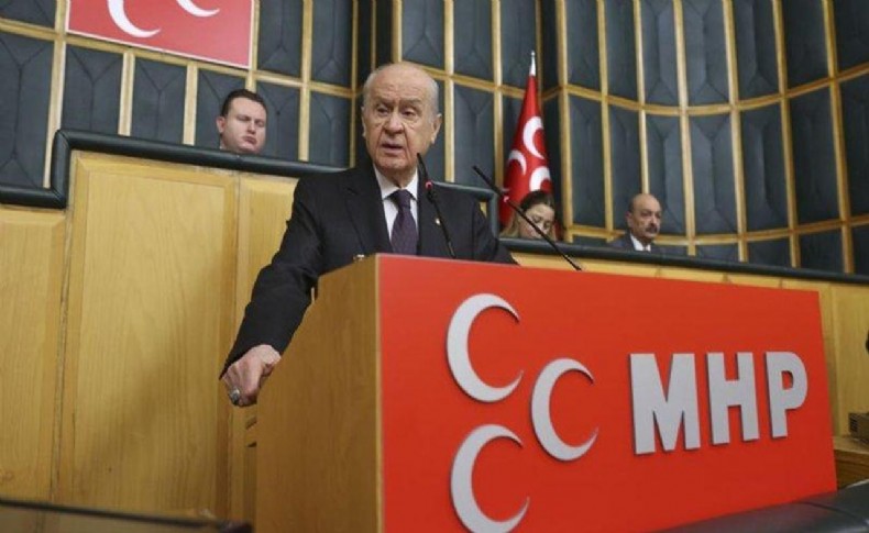 Bahçeli'den OHAL kararına destek ve 1 milyon lira yardım