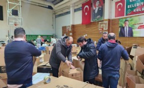 İzmir'de yardım seferberliği sürüyor