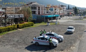 İzmir’de jandarmadan ‘İHA’lı trafik denetimi