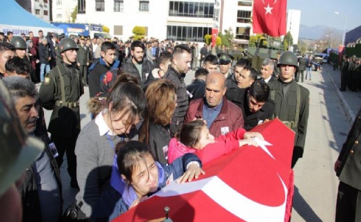 İzmir'de şehide yürek yakan veda: 4 çocuk yetim kaldı