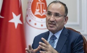 Bekir Bozdağ: Vatandaşlarımız resmi açıklamalara itibar etsin