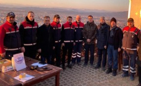 Deprem bölgesinde haberleşme ve koordinasyona İzmir'den destek
