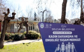 Efes Selçuk'a gelen depremzedelere psikolojik destek