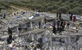 Suriye'de deprem nedeniyle 5 bin 801 kişi yaşamını yitirdi