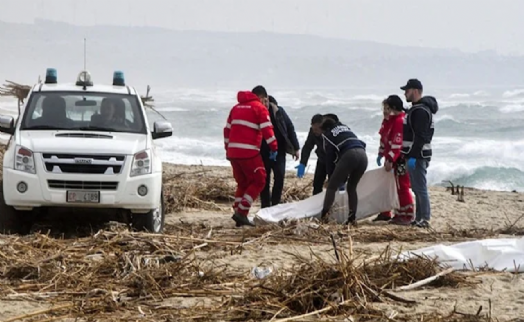 Mülteci felaketi: Onlarca insanın öldüğü gemi İzmir’den yola çıkmış