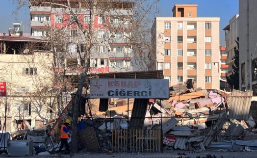 CHP'li Aslanoğlu deprem bölgesinden bildirdi: Nurdağı'nda her yer yıkılmış