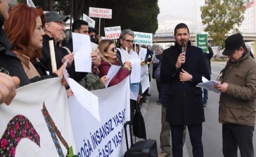 Foçalı çevrecilerden taş ocağına itiraz