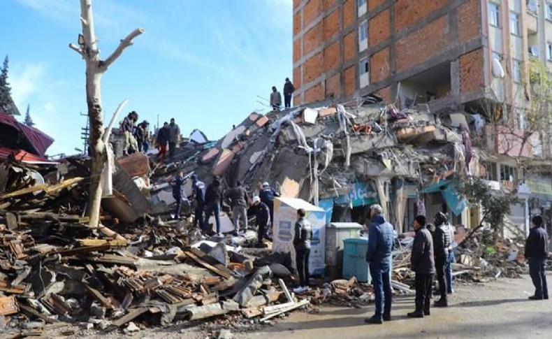 Savaş: Birçok bina gibi belediye binamız da artık yok