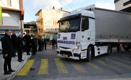 Karabağlar Belediyesi'nin yardım tırları yola çıktı