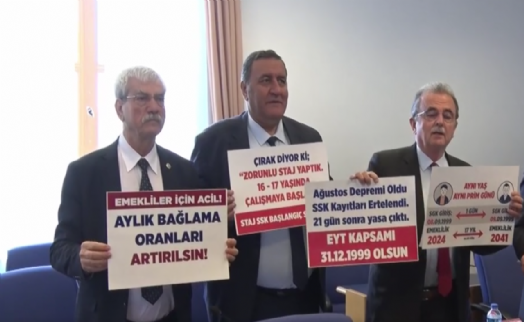 CHP'li Beko: Yar saçların lüle lüle Recep sana güle güle!