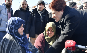 Akşener'in dinlediği depremzede: Burayı unutmayın