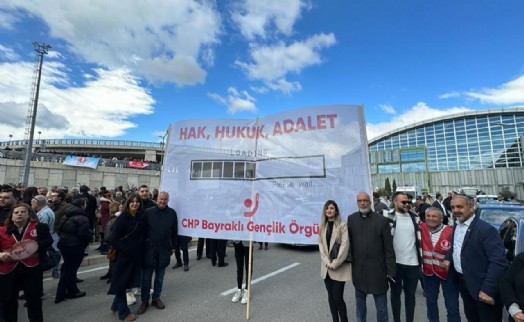 Bayraklı'dan Kılıçdaroğlu'na tam destek: Miting gibi karşılama