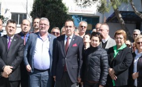 İYİ Parti İl Başkanı Bezircilioğlu Foça'da konuştu: Eski devlet hastanesini sattırmayacağız