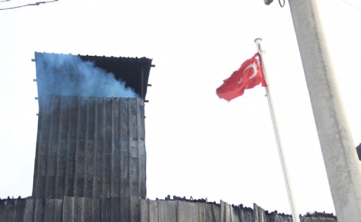 İzmir'de döküm fabrikasında korkutan yangın