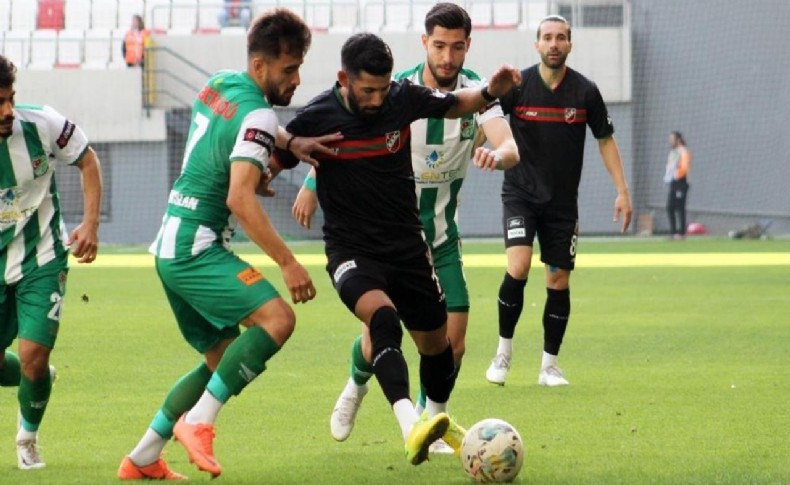 Okan Baydemir, Belediye Derincespor’la anlaştı