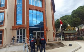 İzmir’de JASAT timleri firari suçlu avında: 9 hükümlü yakalandı
