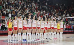 Göztepe Voleybol, zirveyi bırakmadı